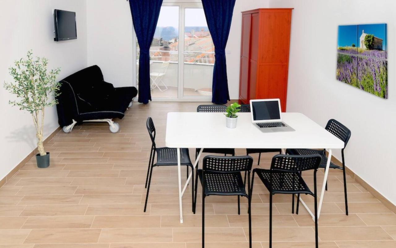 Apartment Avada โนวาลยา ภายนอก รูปภาพ