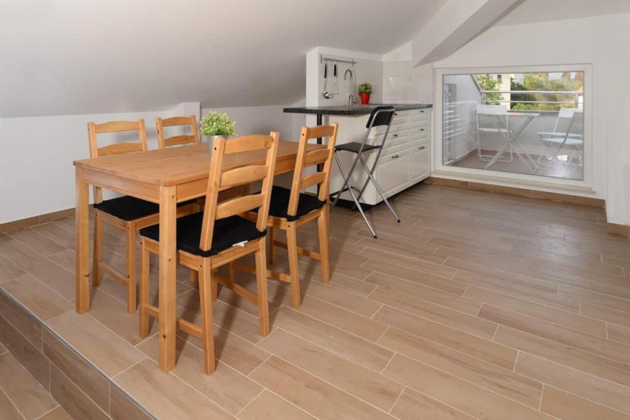 Apartment Avada โนวาลยา ภายนอก รูปภาพ