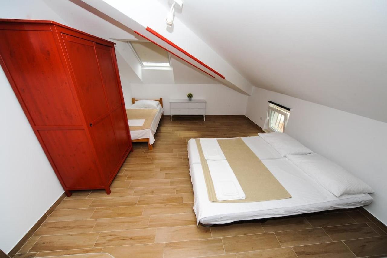 Apartment Avada โนวาลยา ภายนอก รูปภาพ